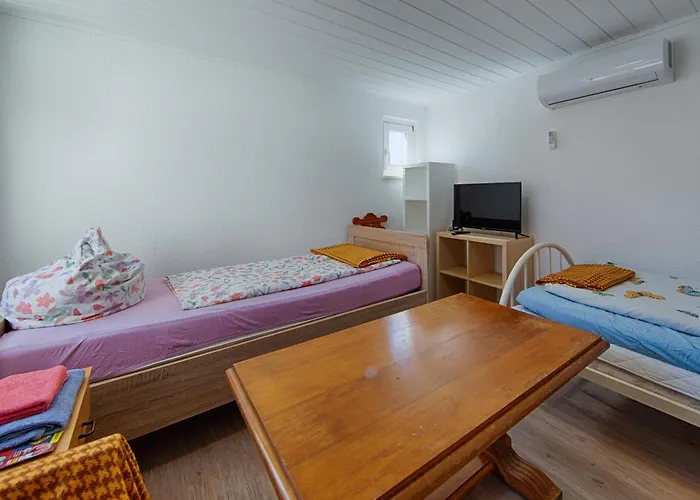 Memleben Luetzower 10 Дом отдыха Kaiserpfalz